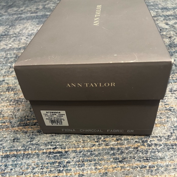 Ann Taylor Fiona Charcoal Fabric Kitten Heels - Size 6 - Picture 2 of 6
